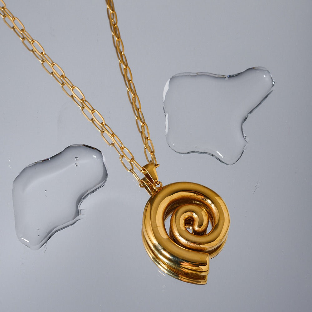 The swirl necklace
