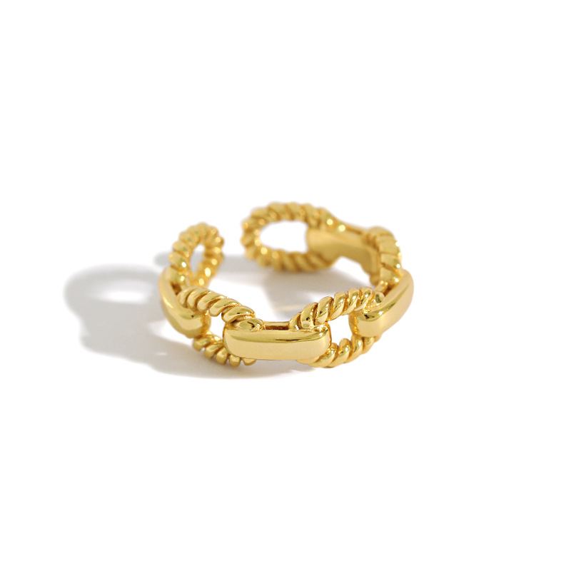 Twisted Hollow Chain Ring