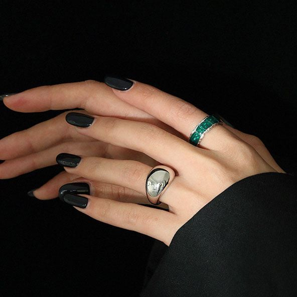 Arc minimalist ring