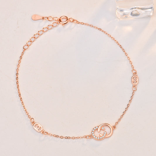 Looped bracelet