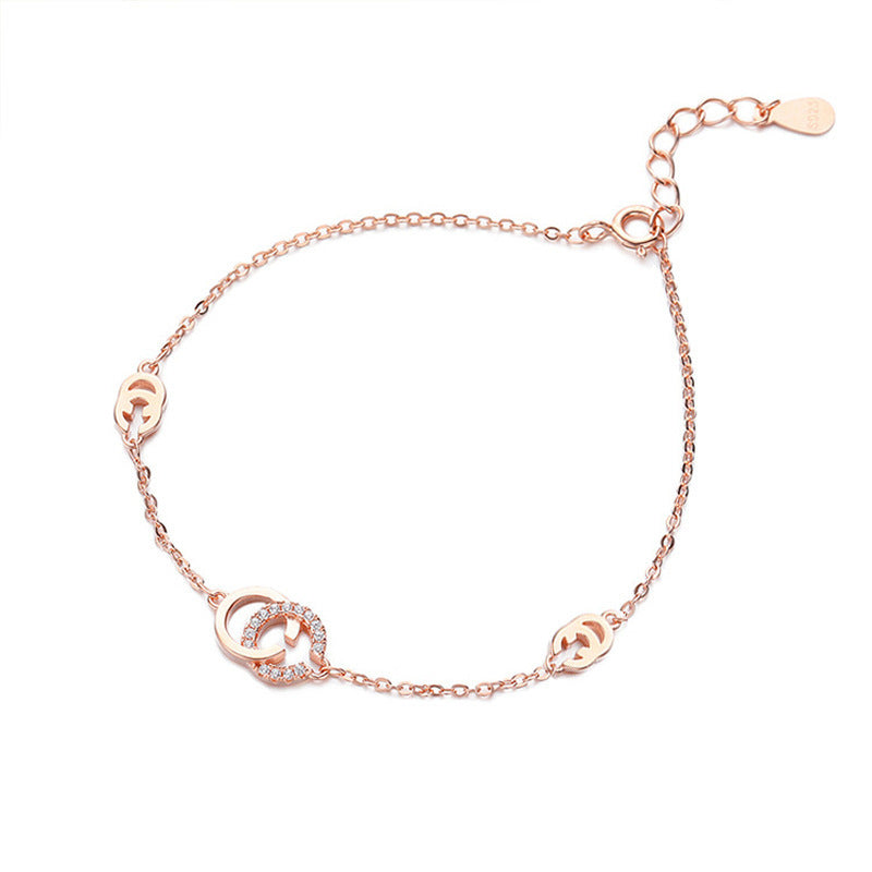 Looped bracelet