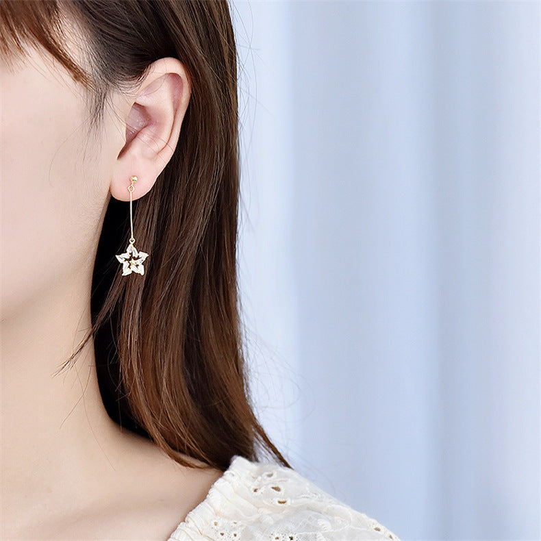 Dainty Star Asymmetry Earrings