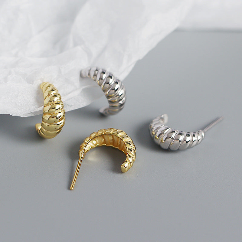 Fashion Twisted OX Horn 925 Sterling Silver Stud Earrings