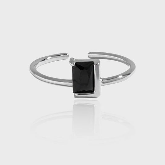 Jonquil black baguette ring