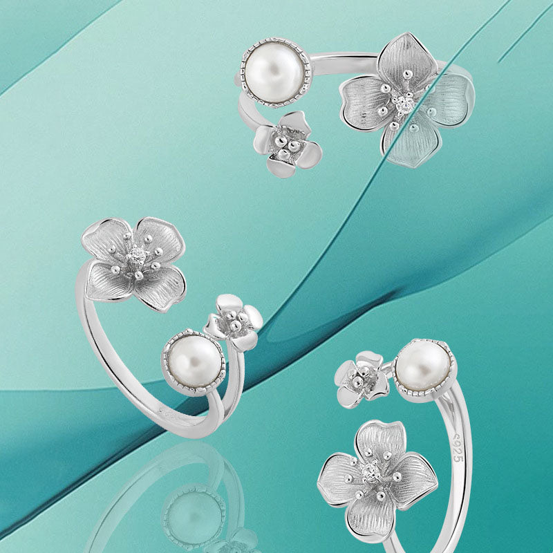 Pearls over flowers ring