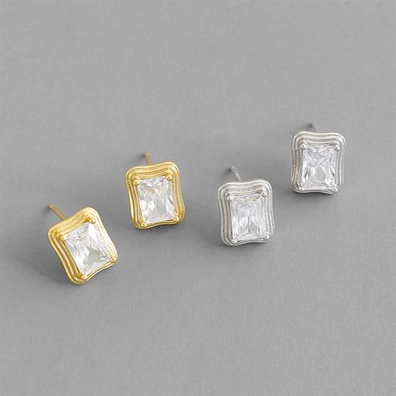 The Rectangle Studs
