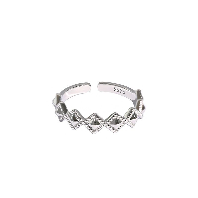 Leon Ring