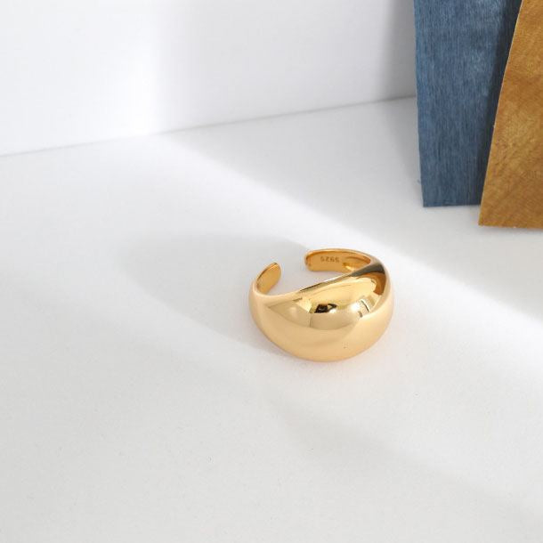 Arc minimalist ring
