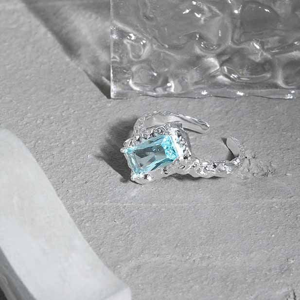 Irregular Geometry Ring